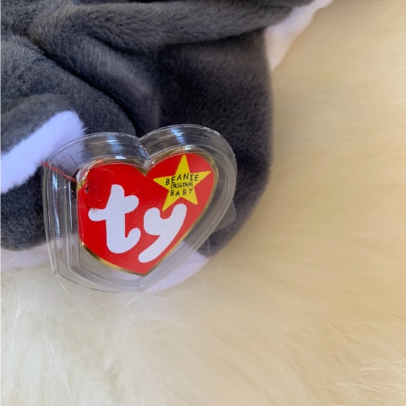 **NWT RARE COLLECTIBLE BEANIE BABY NANOOK NWT** - Picture 3 of 11